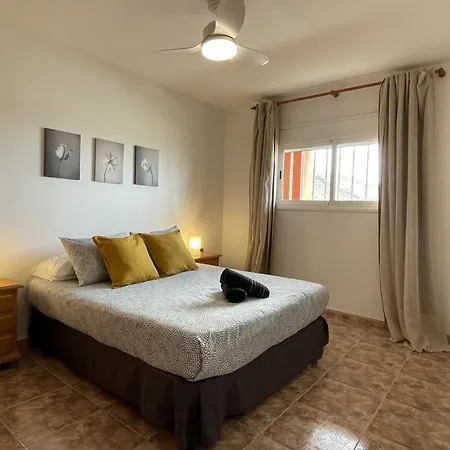 Apartament Markethome Cozy 2br Near Airport Guaza
