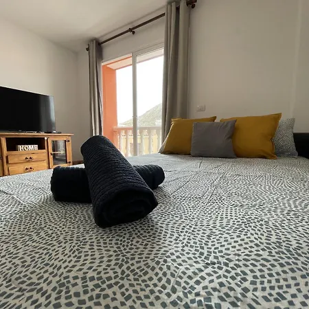 Markethome Cozy 2br Near Airport Guaza