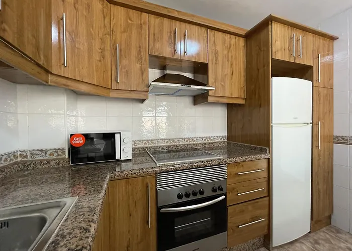 Markethome Cozy 2br Near Airport