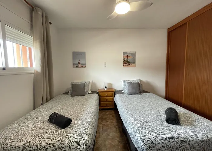 Markethome Cozy 2br Near Airport * Guaza